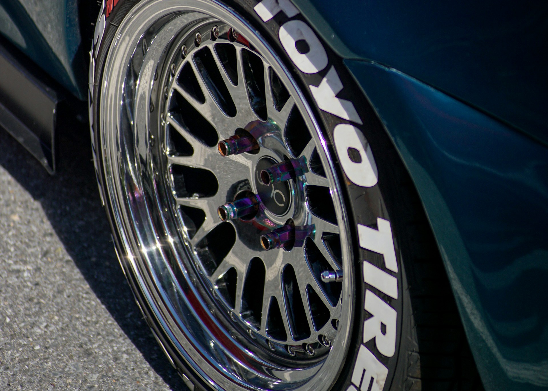 不要なタイヤはどう処分する？費用・手続き・注意点を丁寧に解説