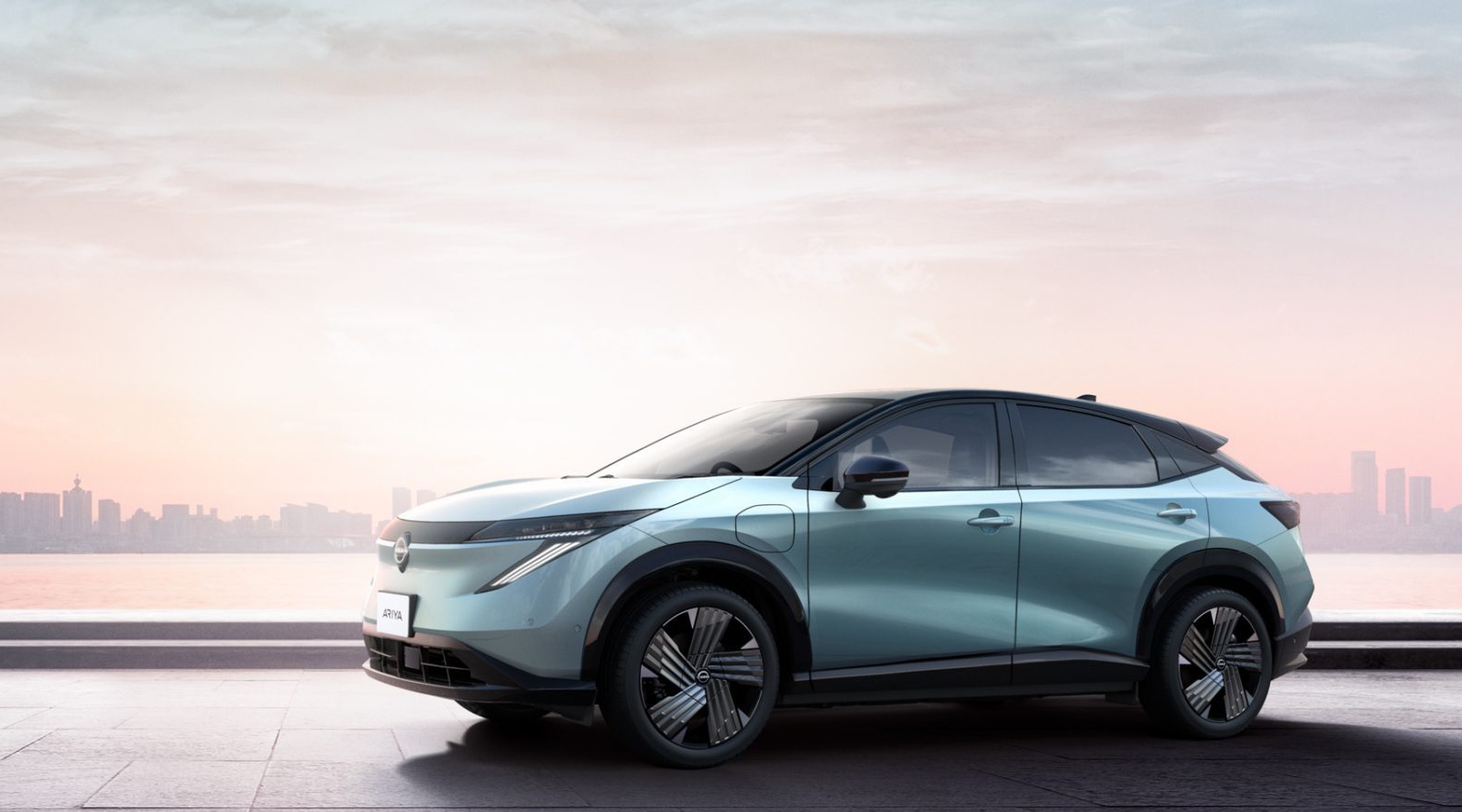 「日産アリア」「日産アリアNISMO」がマイナーチェンジ｜フロントデザインが一新